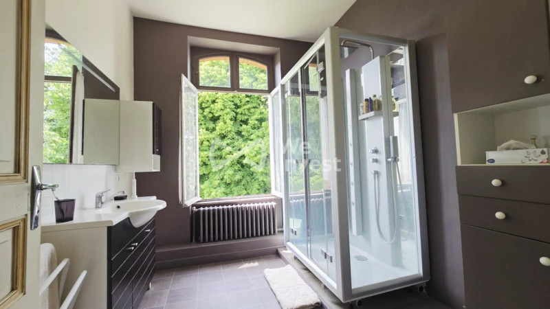 salle d'eau refaite à neuf