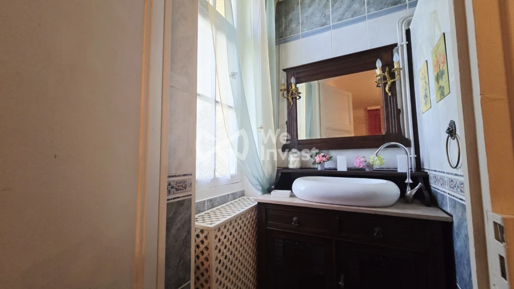 2éme salle d'eau avec douche