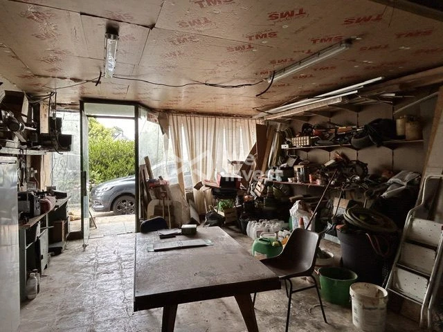 Vur Boutique sur place général de Gaulle / à rénover
