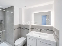 Salle d'eau de la suite parentale