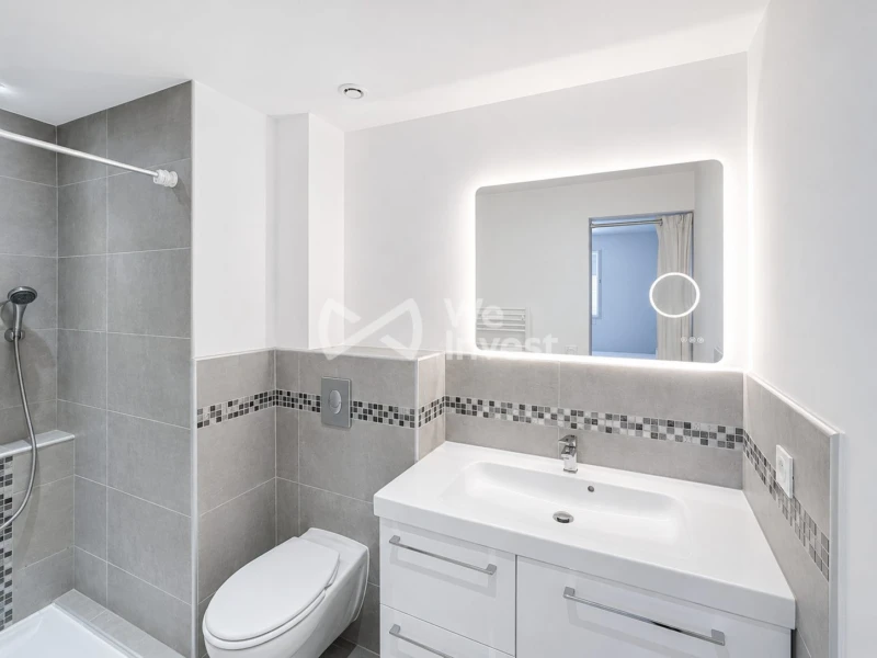 Salle d'eau de la suite parentale