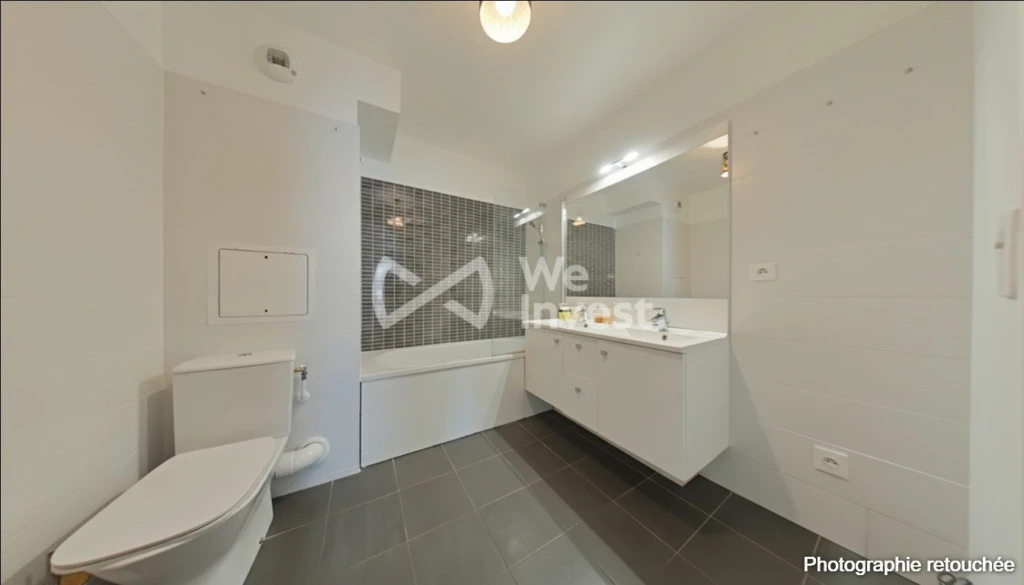 SALLE DE BAIN AVEC WC