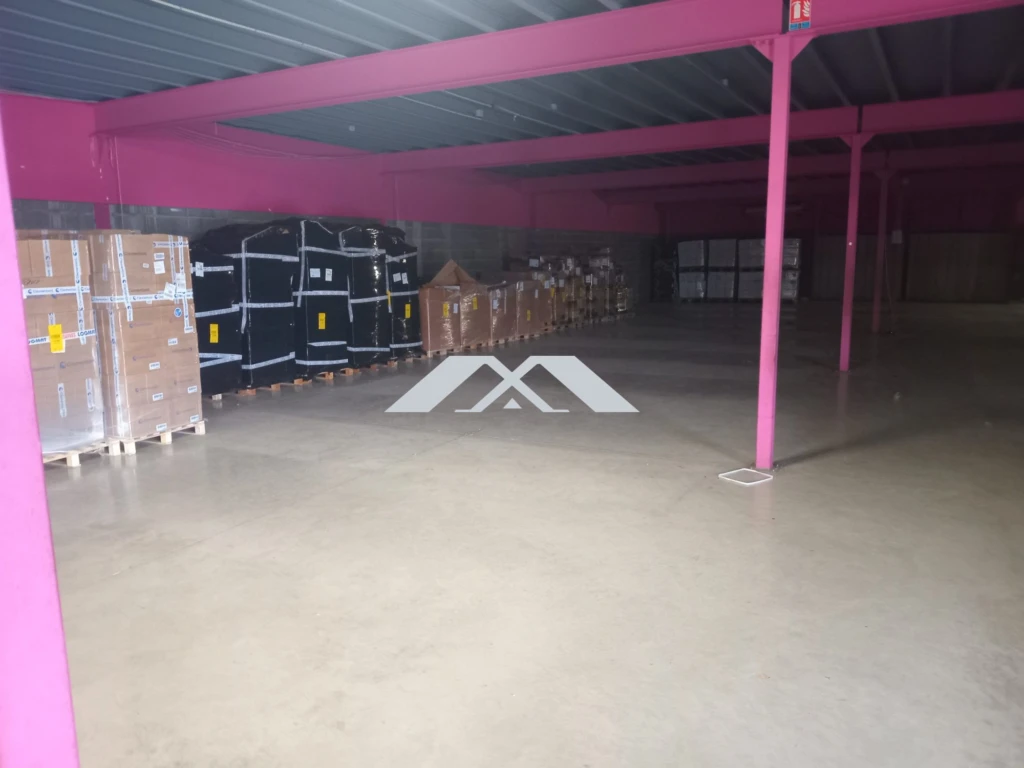RDC - SURFACE COMMERCIAL ou STOCK