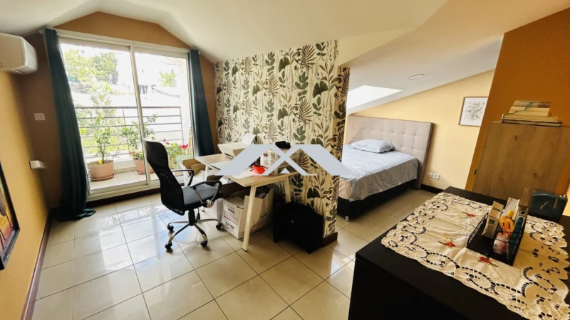 BUREAU + CHAMBRE 3