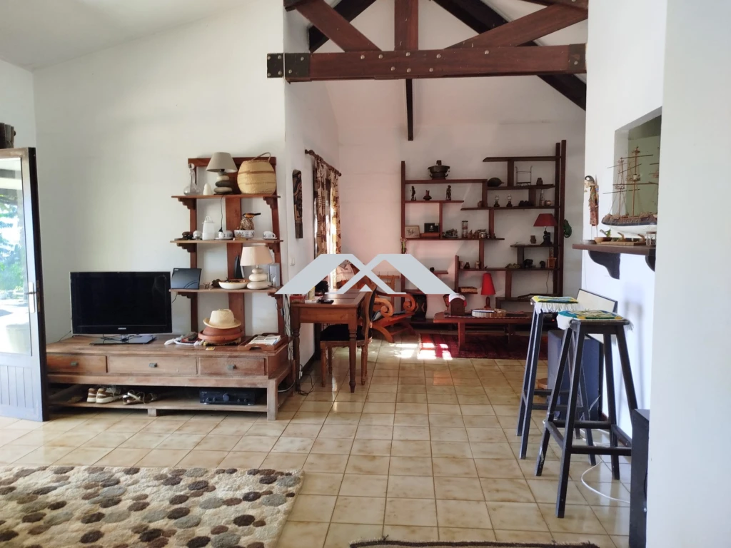 SALON/SALLE A MANGER