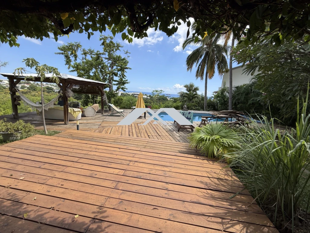 TERRASSE PISCINE