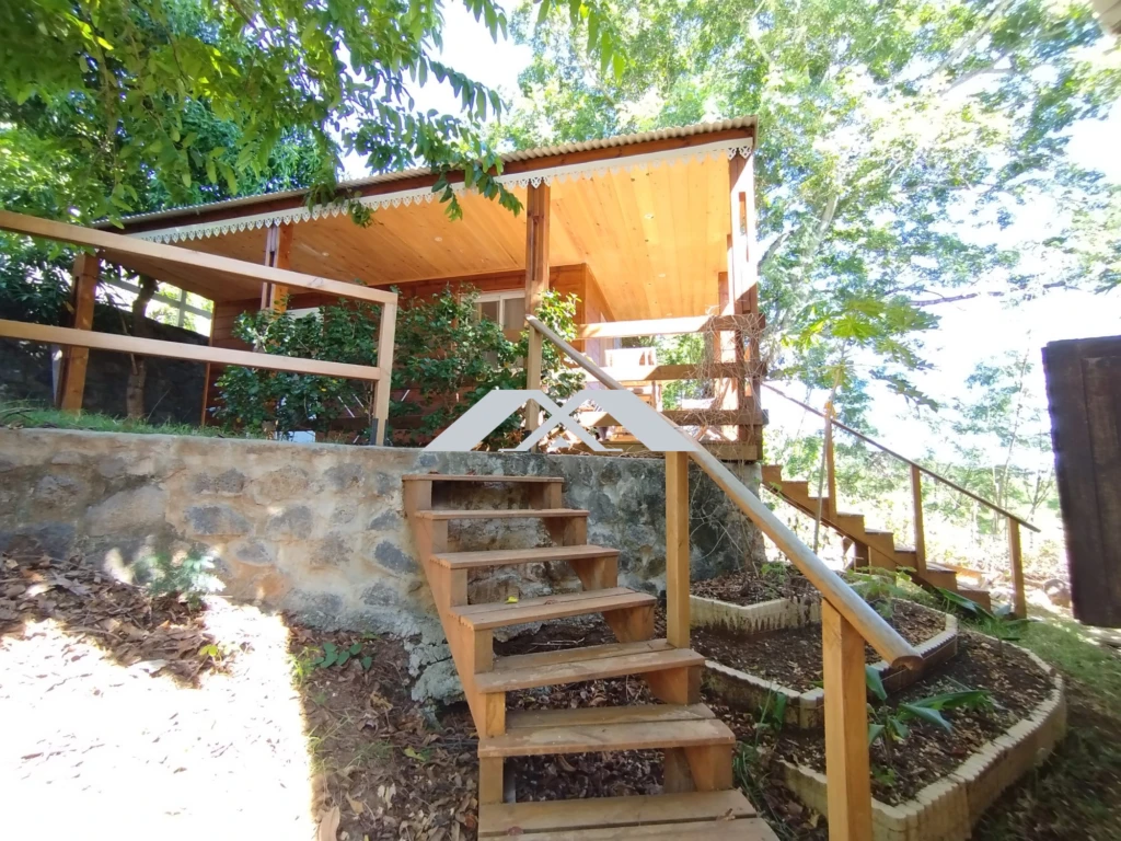 BUNGALOW