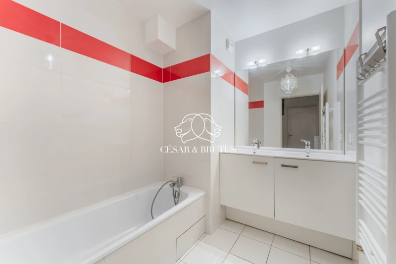 SALLE DE BAINS 2