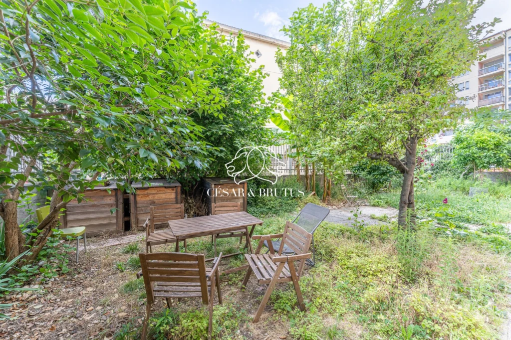 Jardin partagé (au dos de l'immeuble)