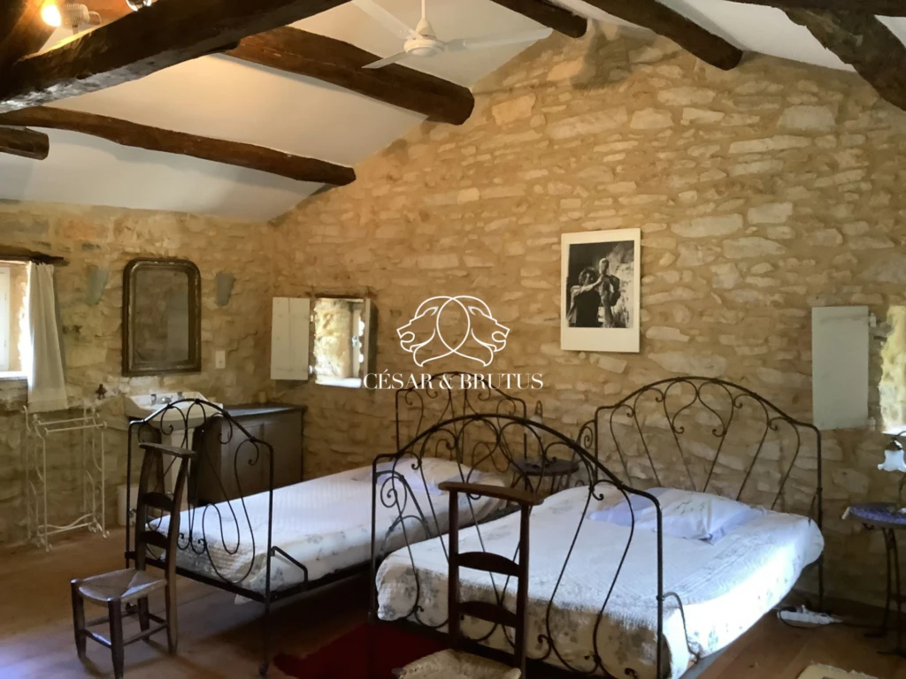 Chambre R 2
