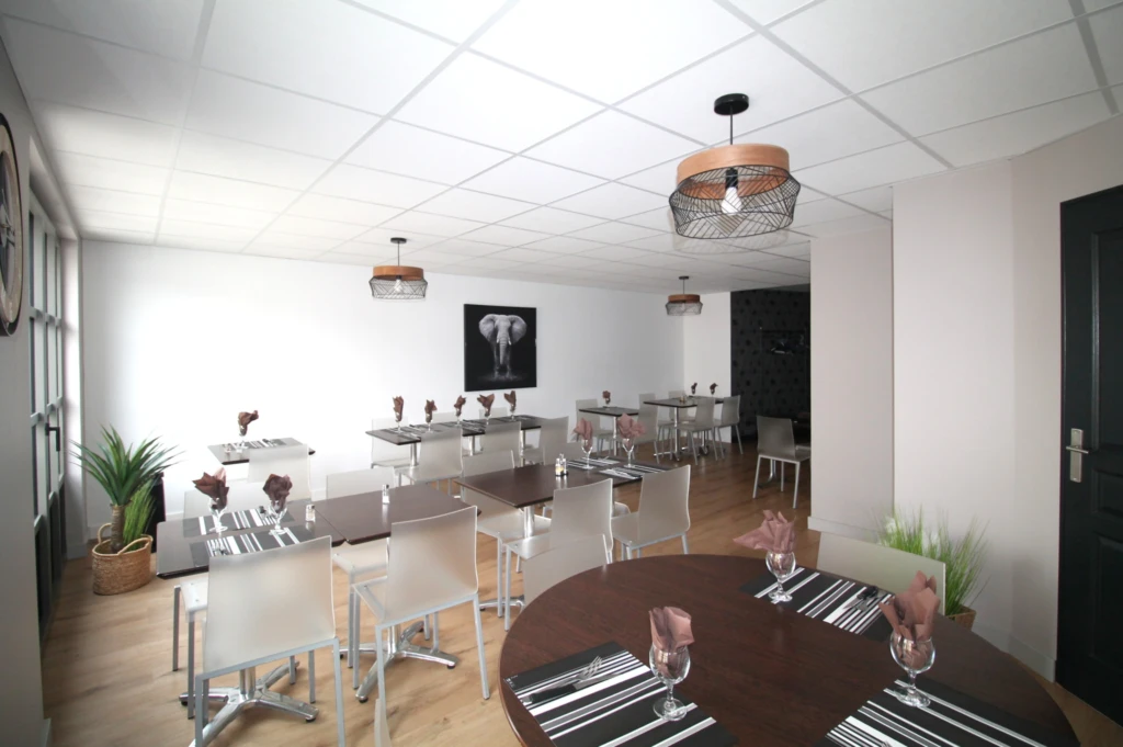 partie brasserie à l'étage