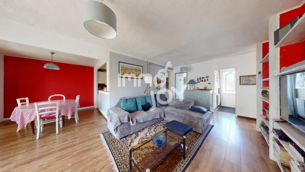 MAISON Á VENDRE SAINT HILAIRE