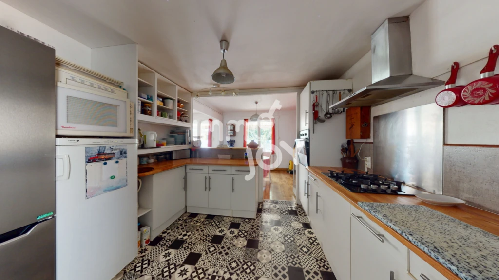 MAISON Á VENDRE SAINT HILAIRE
