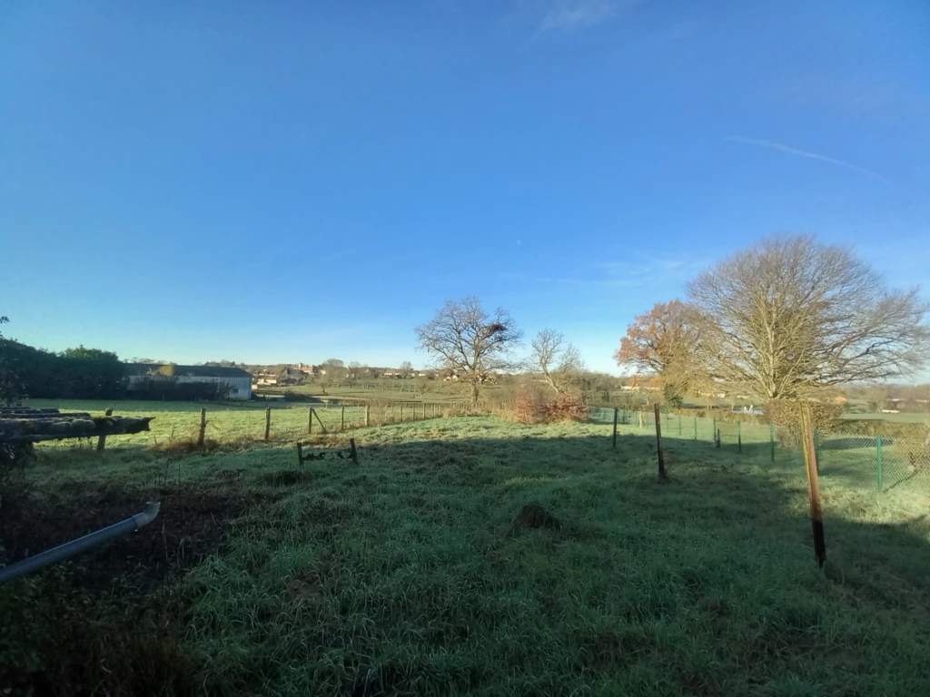 vue sur le village de FOURS