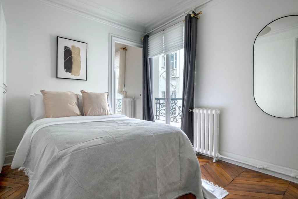 Appartement 2 chambres élégant au cœur de Paris (loyer tout inclus) 12