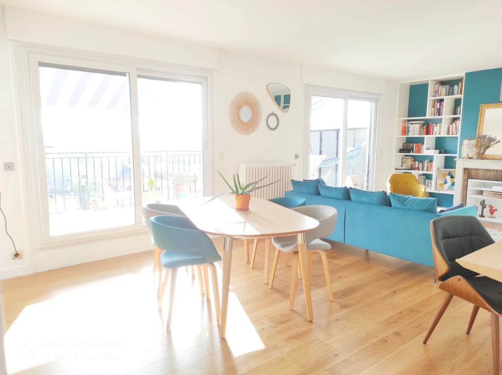 Appartement ensoleillé et gai avec grand terrasse (loyer tout inclus) 2