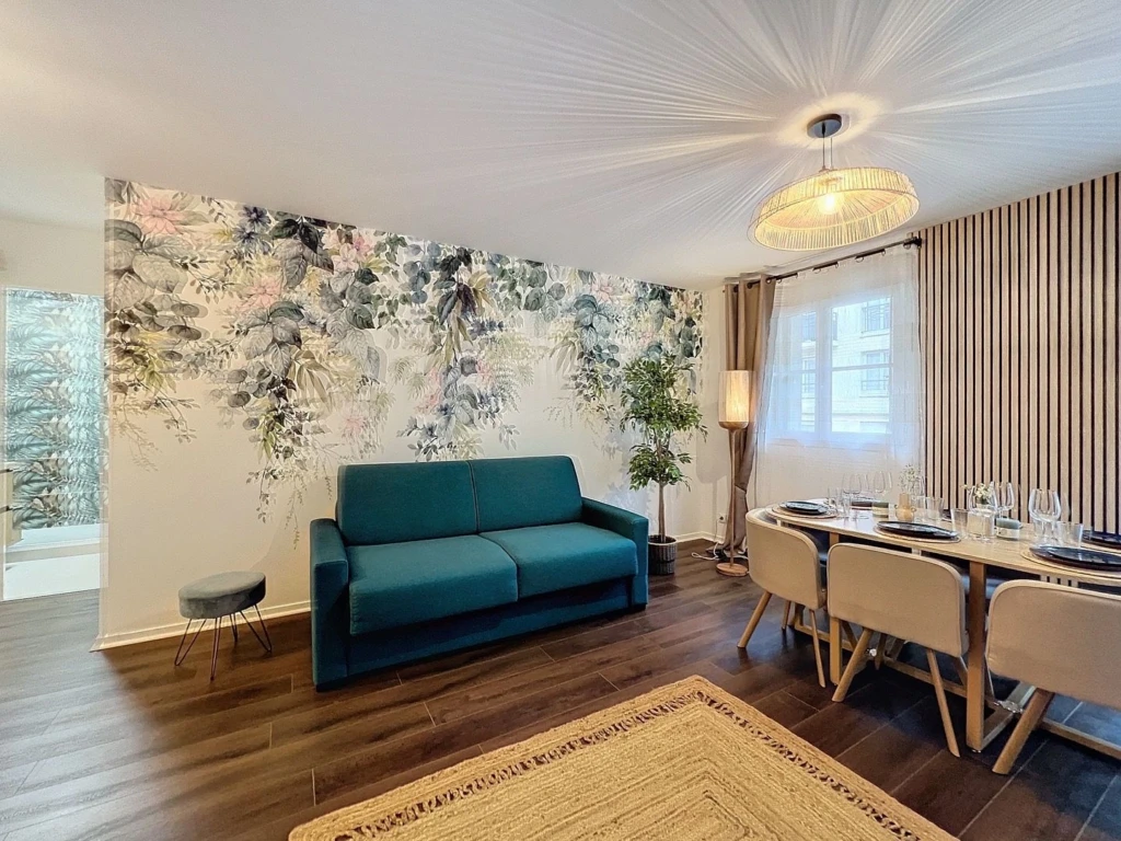 New renovated apartment just 1 min from train station RER Val D’Europe , free parking underground (loyer tout inclus) 6
