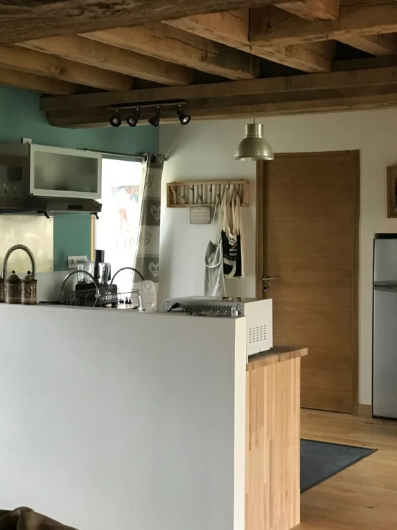 Joli logement (loyer tout inclus) 13