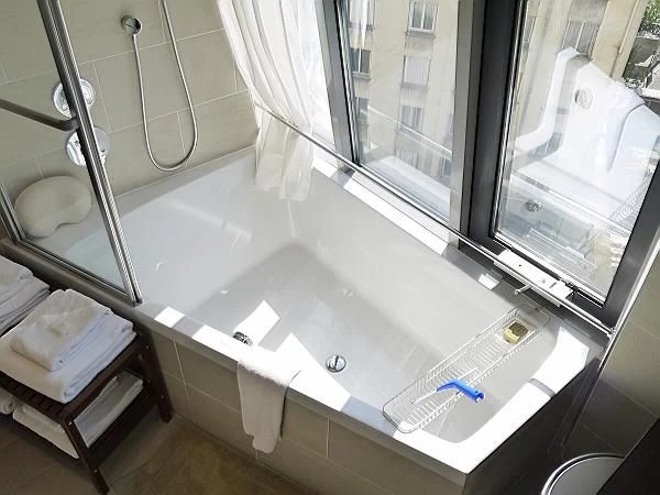 Loft moderne et original au coeur du Marais (loyer tout inclus) 19