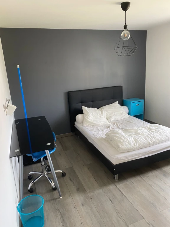 FOR RENT - MAISON A LOUER (loyer tout inclus) 6