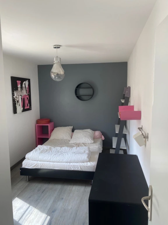 FOR RENT - MAISON A LOUER (loyer tout inclus) 7