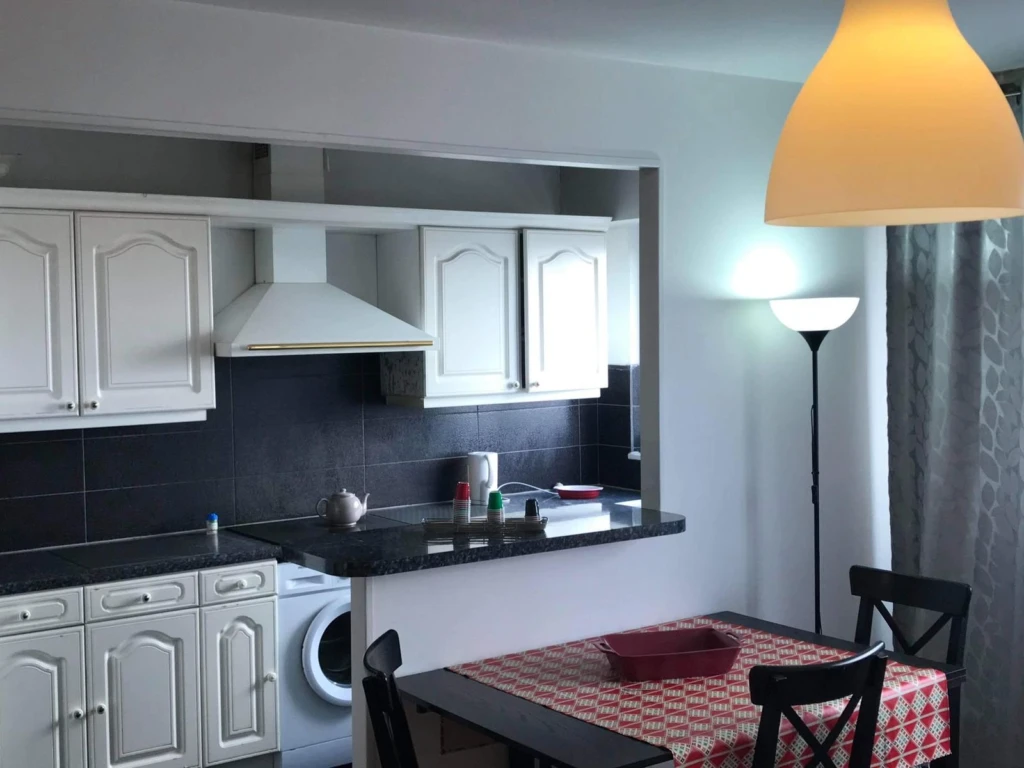 Bel apartement Courbevoie à 5 min de l'arche de la défense (loyer tout inclus) 1