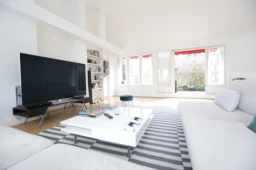 Superbe Appartement Meublé en Dernier Étage avec Vue Tour Eiffel (loyer tout inclus) 1