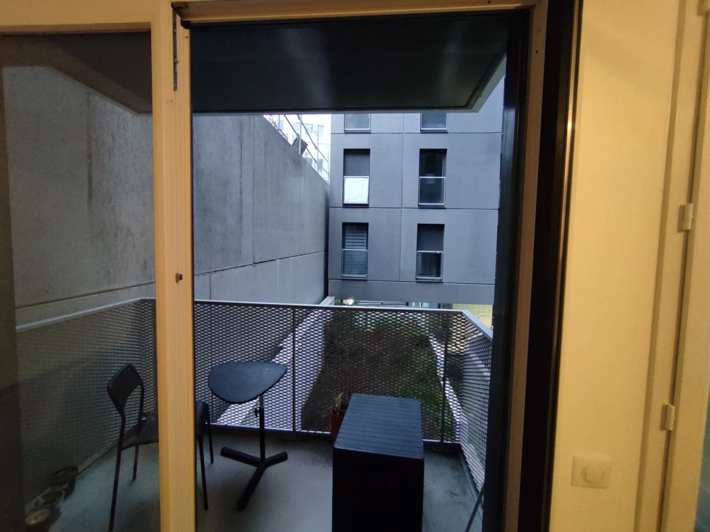 Appartement 2 pièces 41 m² Issy-Les-Moulineaux (loyer tout inclus) 8