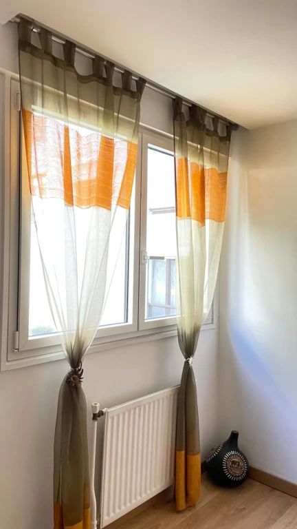 Appartement calme et refait à neuf avec balcon et ascenseur, – proche métro et tramway – Paris 20e (loyer tout inclus) 13