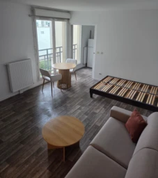 Joli appartement dans une rue calme (loyer tout inclus) 2
