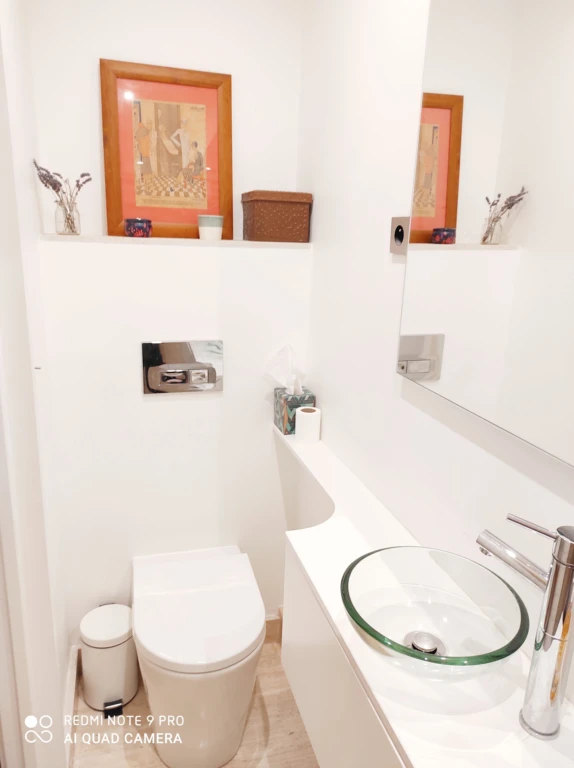 Appartement ensoleillé et gai avec grand terrasse (loyer tout inclus) 15