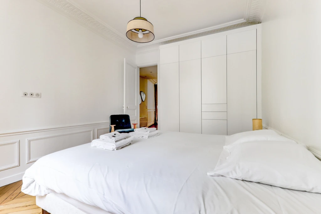 Champs de Mars - Sedillot 2 Bedrooms (loyer tout inclus) 3