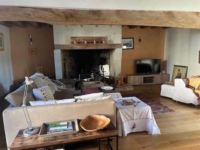 Joli logement (loyer tout inclus) 14