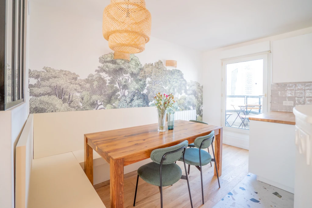 Loue meublé un superbe Duplex neuf de 108m² + 20m² de terrasse exposé plein Sud, dernier étage (loyer tout inclus) 9