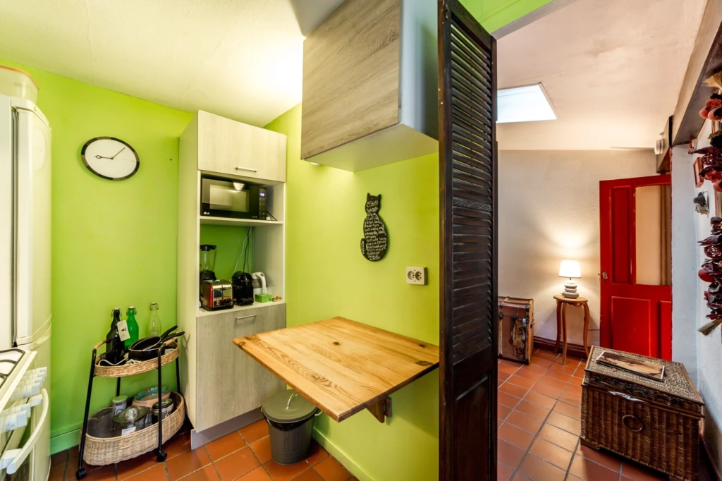 Grand T2 de 54 m2, Vieux Lyon, très central et très calme. (loyer tout inclus) 6