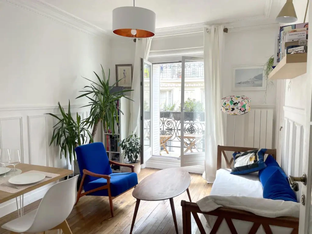 Appartement typiquement parisien proche de Montmartre (loyer tout inclus) 8