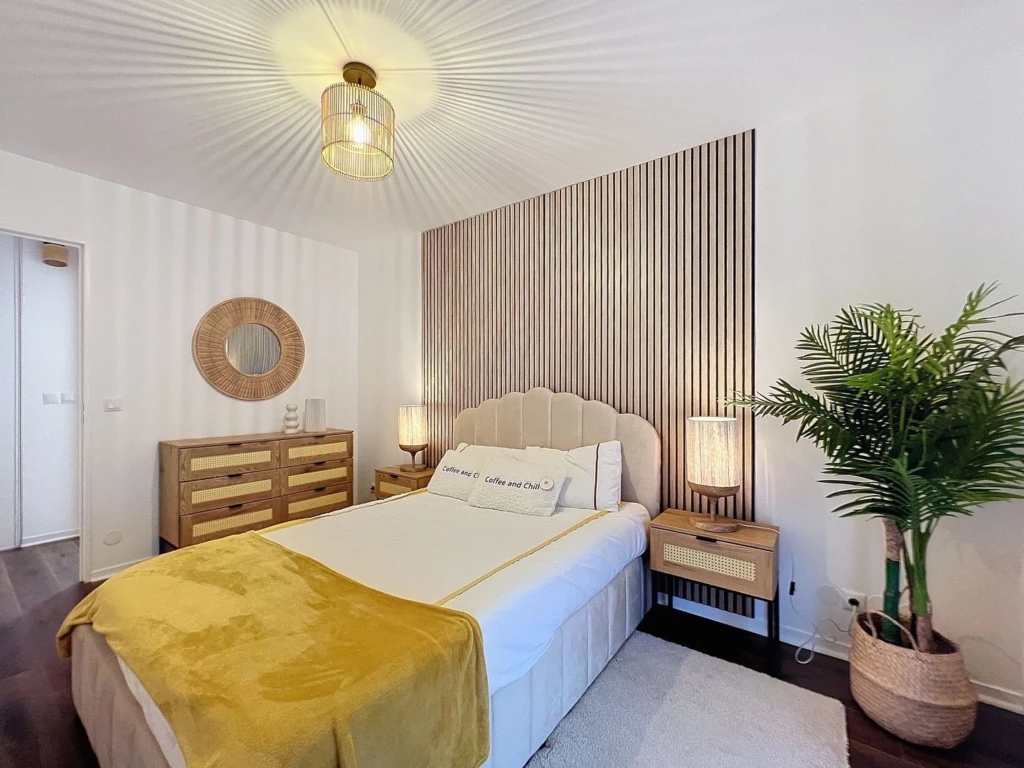 New renovated apartment just 1 min from train station RER Val D’Europe , free parking underground (loyer tout inclus) 13