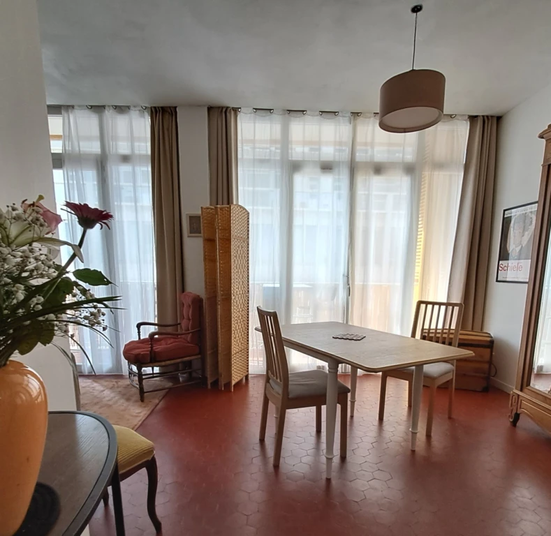Appartement très cosy - super emplacement (loyer tout inclus) 2
