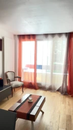 Appartement calme et refait à neuf avec balcon et ascenseur, – proche métro et tramway – Paris 20e (loyer tout inclus) 3