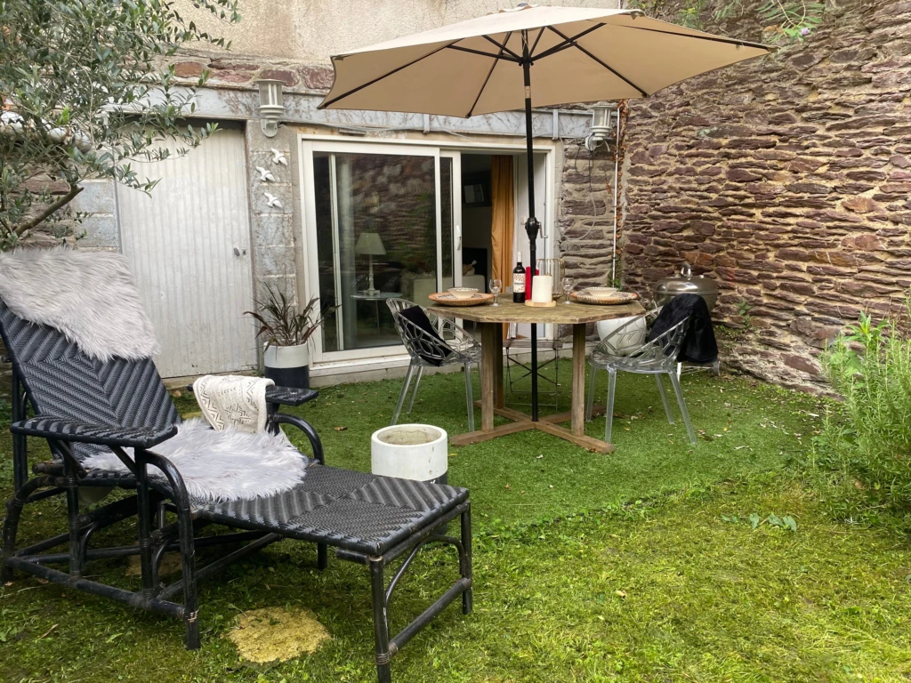 Appartement dans le centre de rennes au calme et au bord de la ville (loyer tout inclus) 2