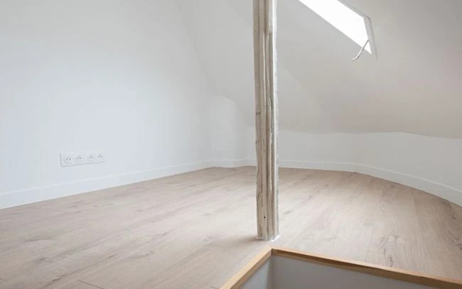 Loue appartement 60m² Paris 6ème arrondissement (loyer tout inclus) 12