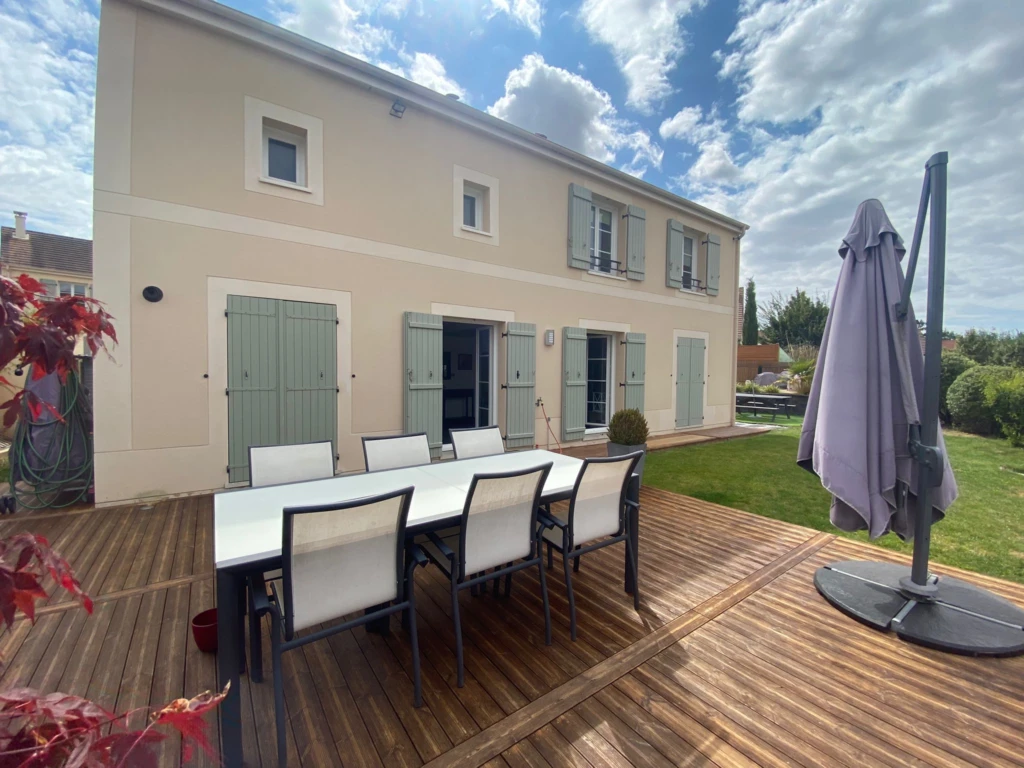 FOR RENT - MAISON A LOUER (loyer tout inclus) 2