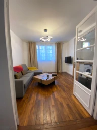 Bel appartement lumineux sans vis-à-vis (loyer tout inclus) 2