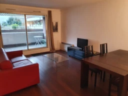 appartement calme proche ecole, RER A et Lignes 1 et 8 (loyer tout inclus) 2