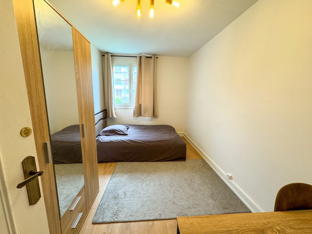 Chambre dans appartement pour étudiants Appartement de 68m². (loyer tout inclus) 12