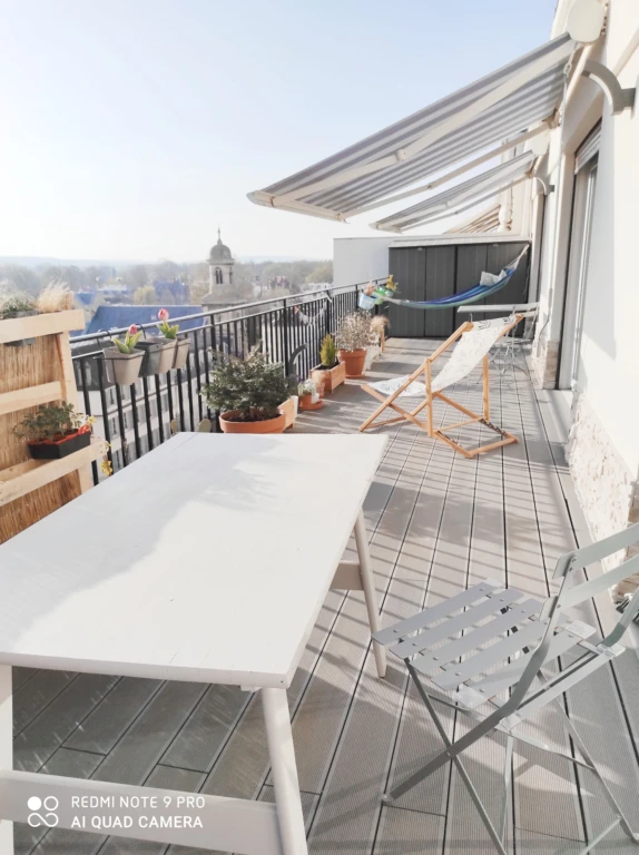 Appartement ensoleillé et gai avec grand terrasse (loyer tout inclus) 4