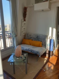 À 10 minutes à pied de Paris - Charmant studio avec vue imprenable sur la Tour Eiffel & les toits de Paris (loyer tout inclus) 1