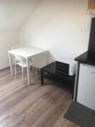 Studio meublé Belfort centre refait à neuf (loyer tout inclus) 2