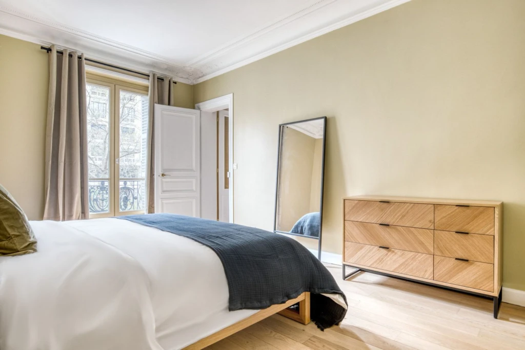 Charmant Appartement de Trois Chambres à Paris (loyer tout inclus) 15