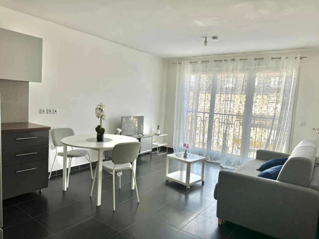 Charmant appartement meublé près d'un parc à Noisy-le-Grand (loyer tout inclus) 12